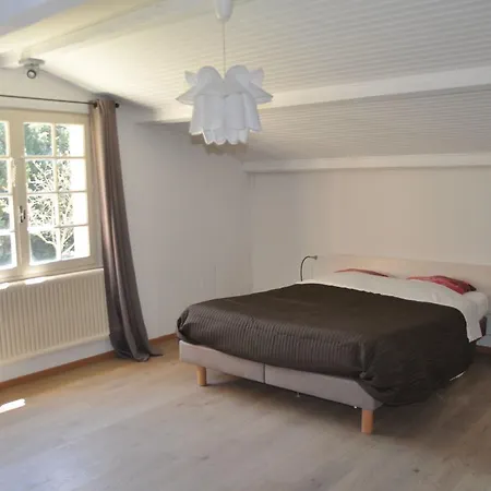Spacious In Saze With Private Terrace Вилла Рошфор-дю-Гар